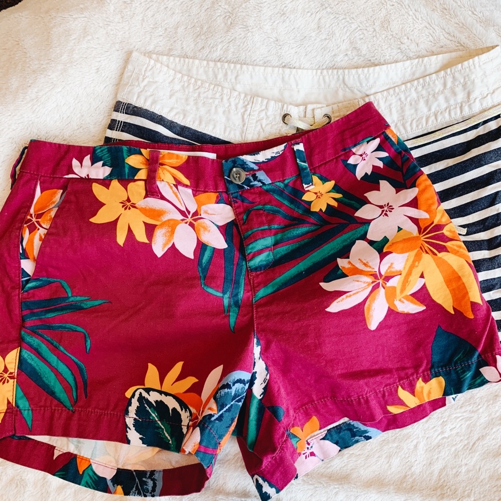 2 pairs of shorts for summer☀️ Size 6